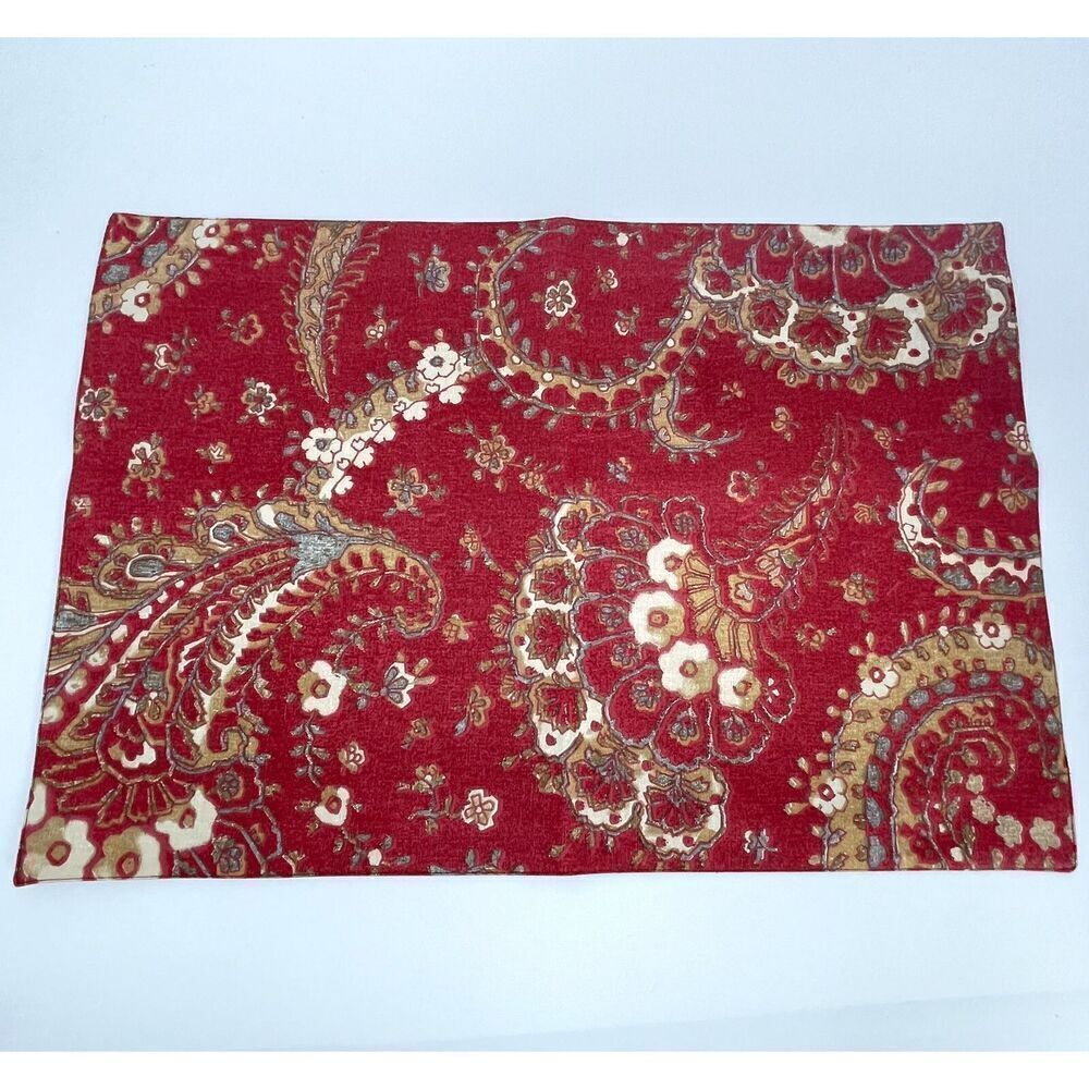 Pottery Barn Chalet Paisley Red Placemat NWT